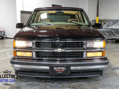 Used 1997 Chevrolet Suburban 2WD w/ Preferred Equipment Group 3 image 20