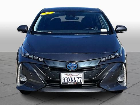 Used 2017 Toyota Prius Prime Advanced image 3