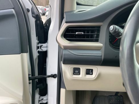 Used 2020 GMC Acadia Denali w/ Trailering Package image 14