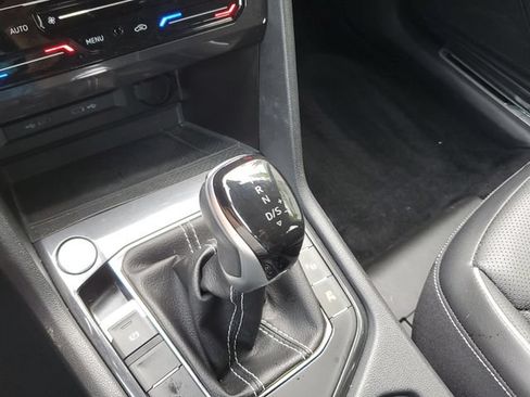 Used 2024 Volkswagen Tiguan SEL R-Line AWD/4WD image 29