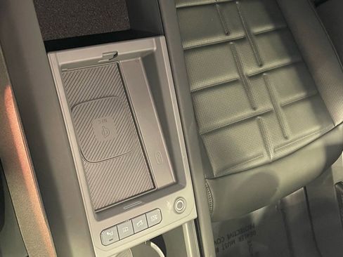 Used 2026 Kia EV9 Land w/ Nightfall Edition Package image 45