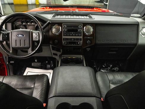 Used 2012 Ford F250 Lariat w/ Lariat Interior Pkg image 22