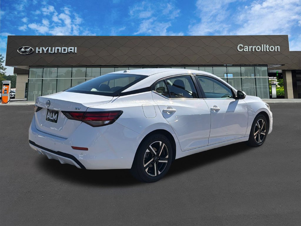 Used 2024 Nissan Sentra SV FWD image 5