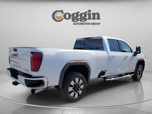 New 2026 GMC Sierra 3500 Denali image 10