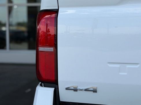 New 2026 Toyota Tacoma SR5 AWD/4WD image 10