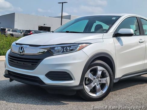 Used 2022 Honda HR-V LX image 2