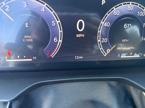 New 2025 Jeep Grand Cherokee L Altitude image 11