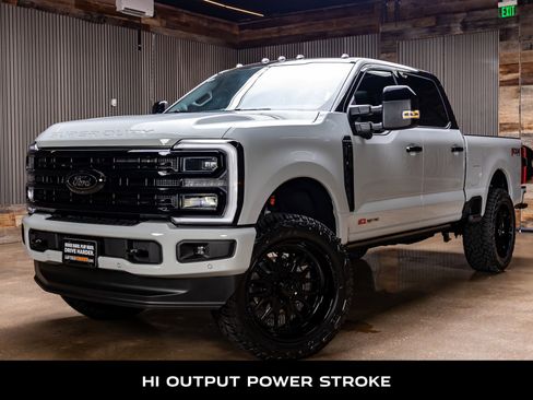 Used 2026 Ford F250 Platinum AWD/4WD image 5