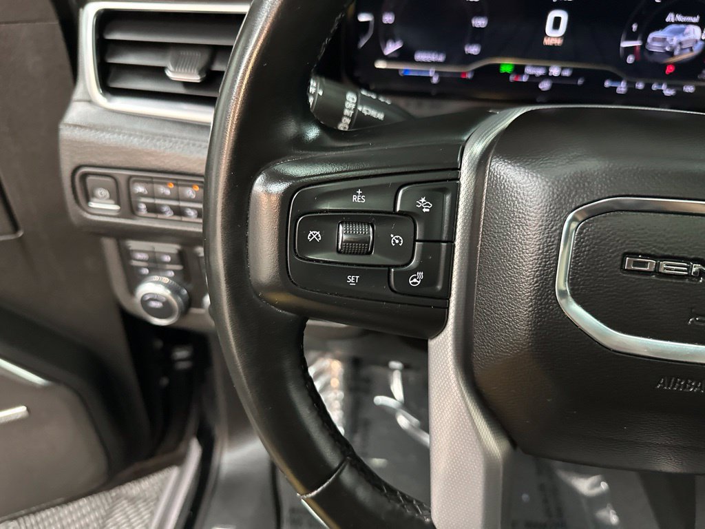 Used 2023 GMC Yukon Denali AWD/4WD image 14