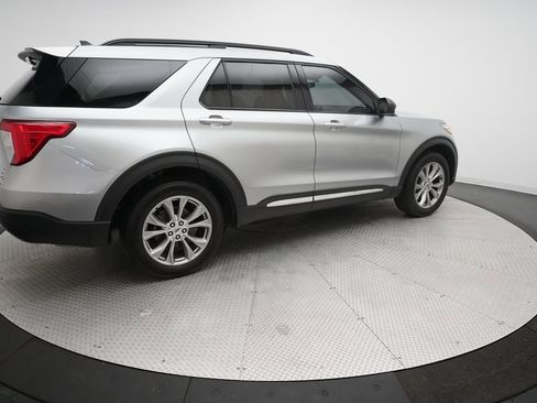 Used 2023 Ford Explorer XLT w/ Equipment Group 202A image 39