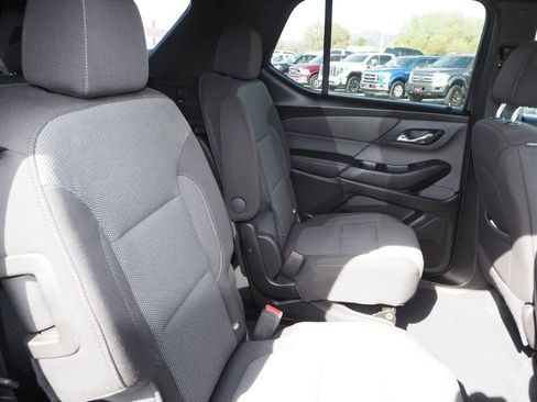 Used 2023 Chevrolet Traverse LT AWD/4WD image 19