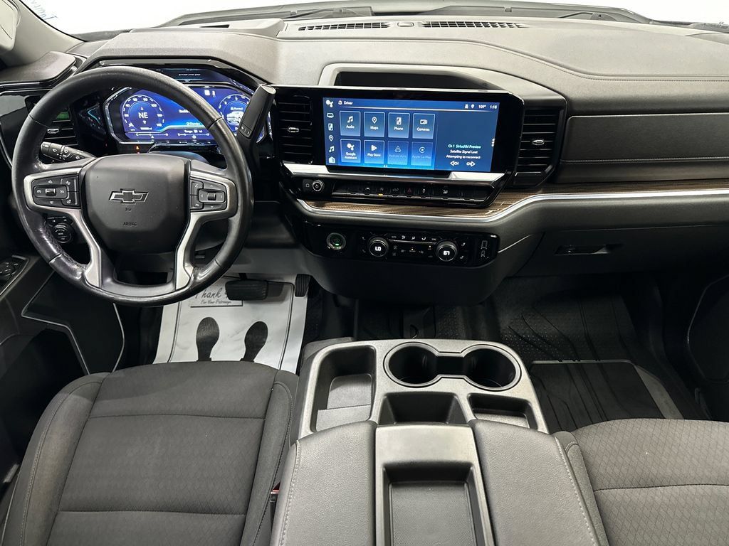 Used 2022 Chevrolet Silverado 1500 RST AWD/4WD image 22