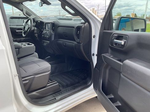 Used 2020 Chevrolet Silverado 1500 W/T w/ WT Value Package AWD/4WD image 18