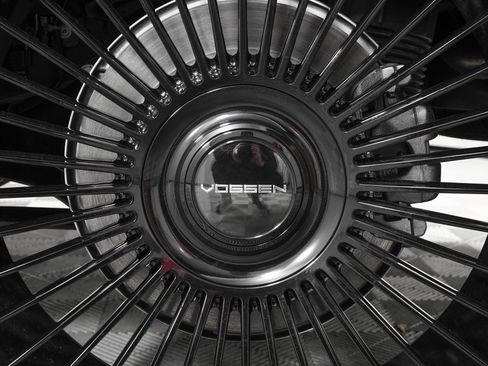 Used 2026 Cadillac Escalade ESV Sport w/ Touring Package image 37