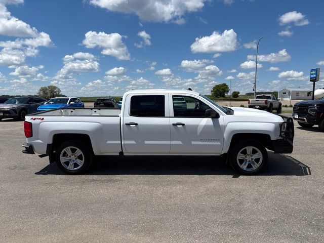 Used 2018 Chevrolet Silverado 1500 Custom w/ Custom Value Package AWD/4WD image 5