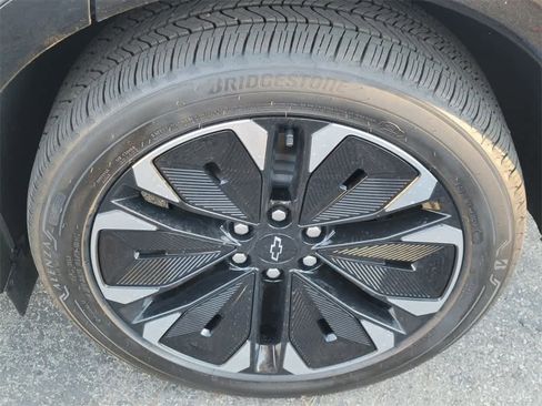 Used 2025 Chevrolet Blazer EV RS image 4