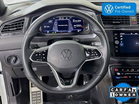 Certified 2022 Volkswagen Tiguan SEL R-Line AWD/4WD image 12