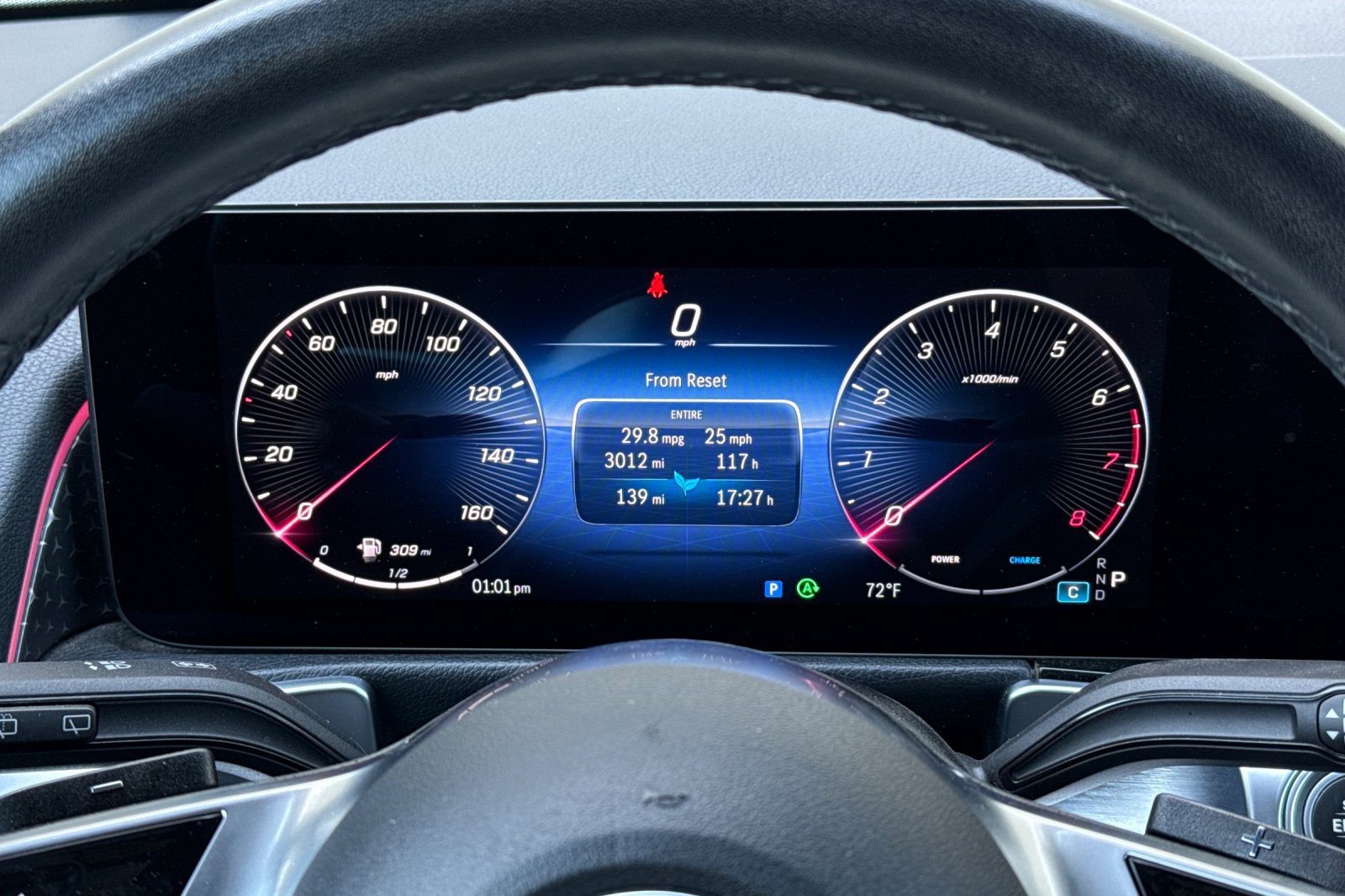 Used 2024 Mercedes-Benz GLB 250 image 32