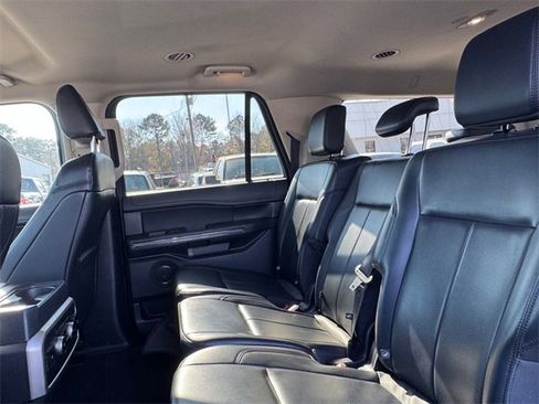 Used 2024 Ford Expedition Max XLT image 10