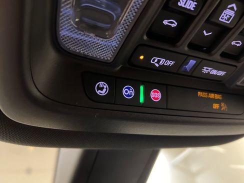 Used 2023 Buick Enclave Avenir w/ Avenir Technology Package AWD/4WD image 26