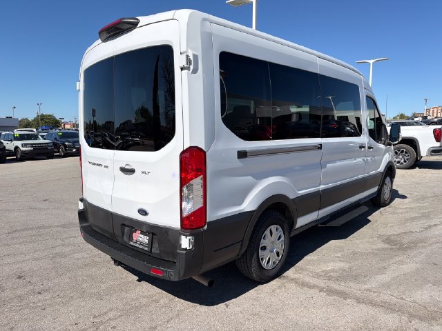 Used 2023 Ford Transit 350 XLT RWD image 7