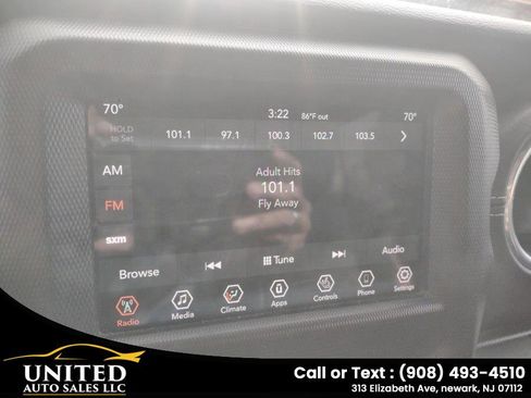 Used 2018 Jeep Wrangler Unlimited Sahara w/ Dual Top Group image 23