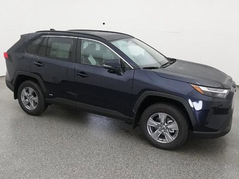 New 2025 Toyota RAV4 XLE image 12