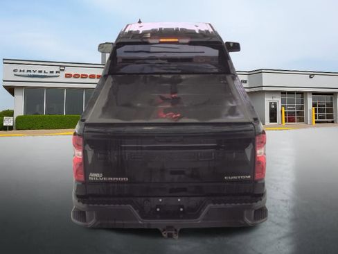 Used 2024 Chevrolet Silverado 1500 Custom AWD/4WD image 5