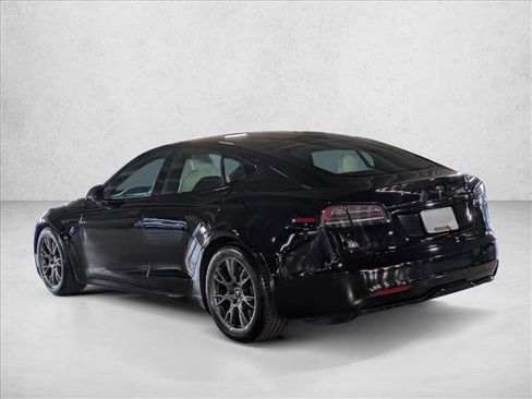 Used 2022 Tesla Model S image 8