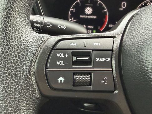 Used 2025 Honda CR-V EX image 29