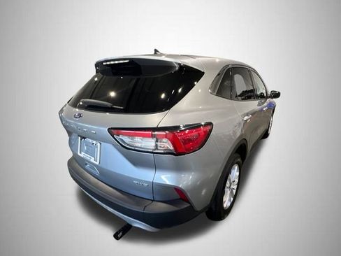 Used 2022 Ford Escape SE image 7