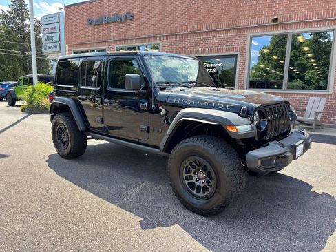 Used 2022 Jeep Wrangler Unlimited Sport AWD/4WD image 24