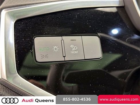 Certified 2025 Audi Q3 2.0T Premium Plus w/ Premium Plus Package image 21