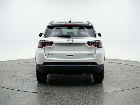 Used 2025 Jeep Compass Limited AWD/4WD image 7
