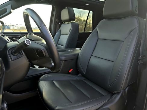 Used 2023 Chevrolet Tahoe Z71 image 17