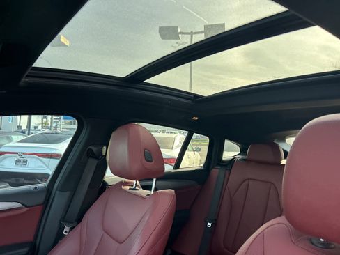 Used 2022 BMW X4 xDrive30i w/ Convenience Package image 22