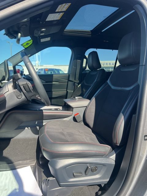 Used 2025 Ford Explorer ST AWD/4WD image 24