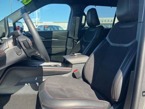 Used 2025 Ford Explorer ST AWD/4WD image 24
