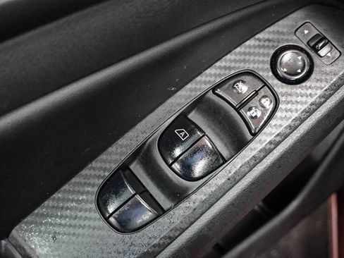 Used 2024 Nissan Altima 2.5 SV image 11