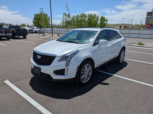 Used 2022 Cadillac XT5 Sportv w/ Technology Package image 8