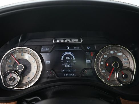 Used 2022 RAM 1500 Limited w/ Body-Colour Bumper Group AWD/4WD image 29