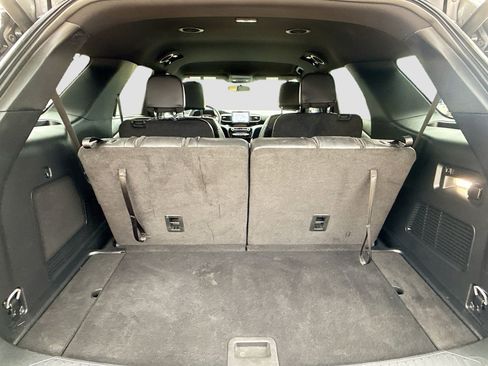 Used 2023 Ford Explorer ST-Line w/ Class IV Trailer Tow Package image 29