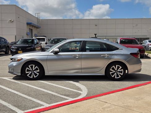 Used 2025 Honda Civic LX image 6