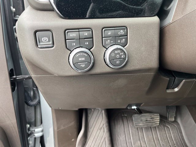 Used 2026 GMC Sierra 2500 SLT w/ SLT Premium Package AWD/4WD image 29
