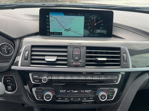 Used 2018 BMW 430i Convertible image 13