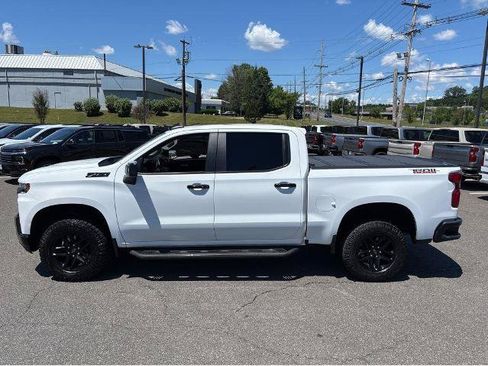 Used 2021 Chevrolet Silverado 1500 LT Trail Boss w/ Bed Protection Package AWD/4WD image 15