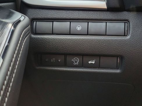 New 2026 Nissan Rogue SV FWD image 22
