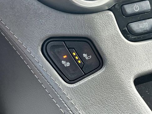 Used 2018 Chevrolet Tahoe LT image 36