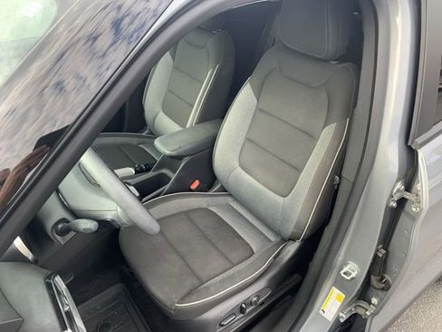 Certified 2023 Chevrolet TrailBlazer LT w/ Convenience Package AWD/4WD image 18