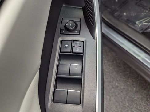 Used 2023 Toyota RAV4 XLE image 14